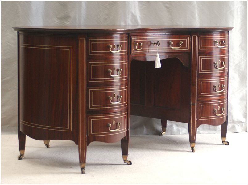 2004 Antique Kidney Shaped Pedestal Desk (4)